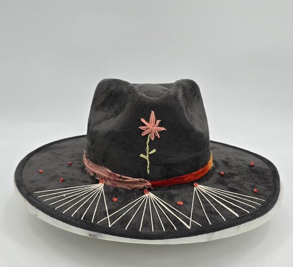 Custom Boho Indie Festival Western Embroidered Felt Hat Waco Boutique Find M